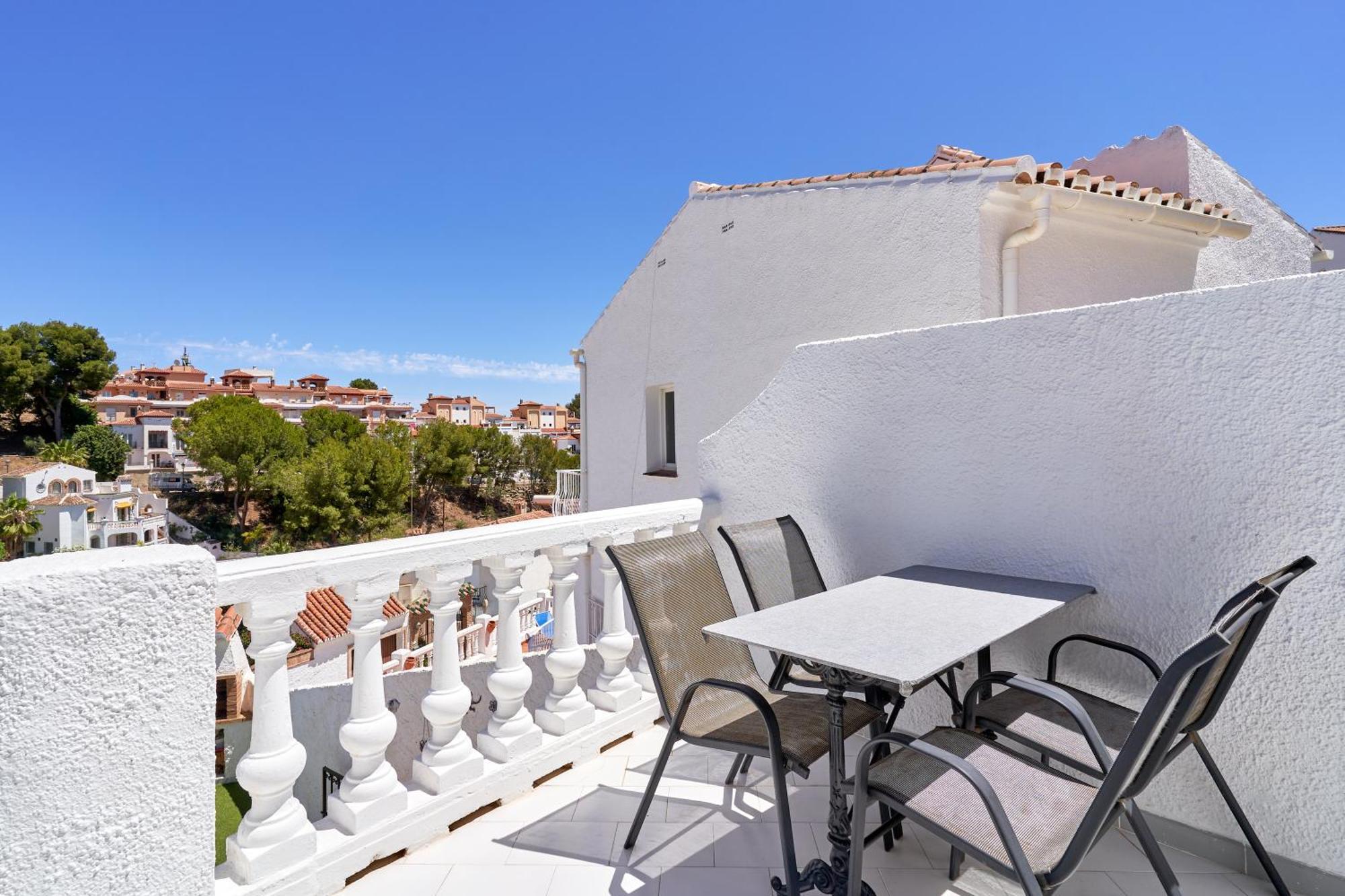 Harmony Semesterbostad Nerja